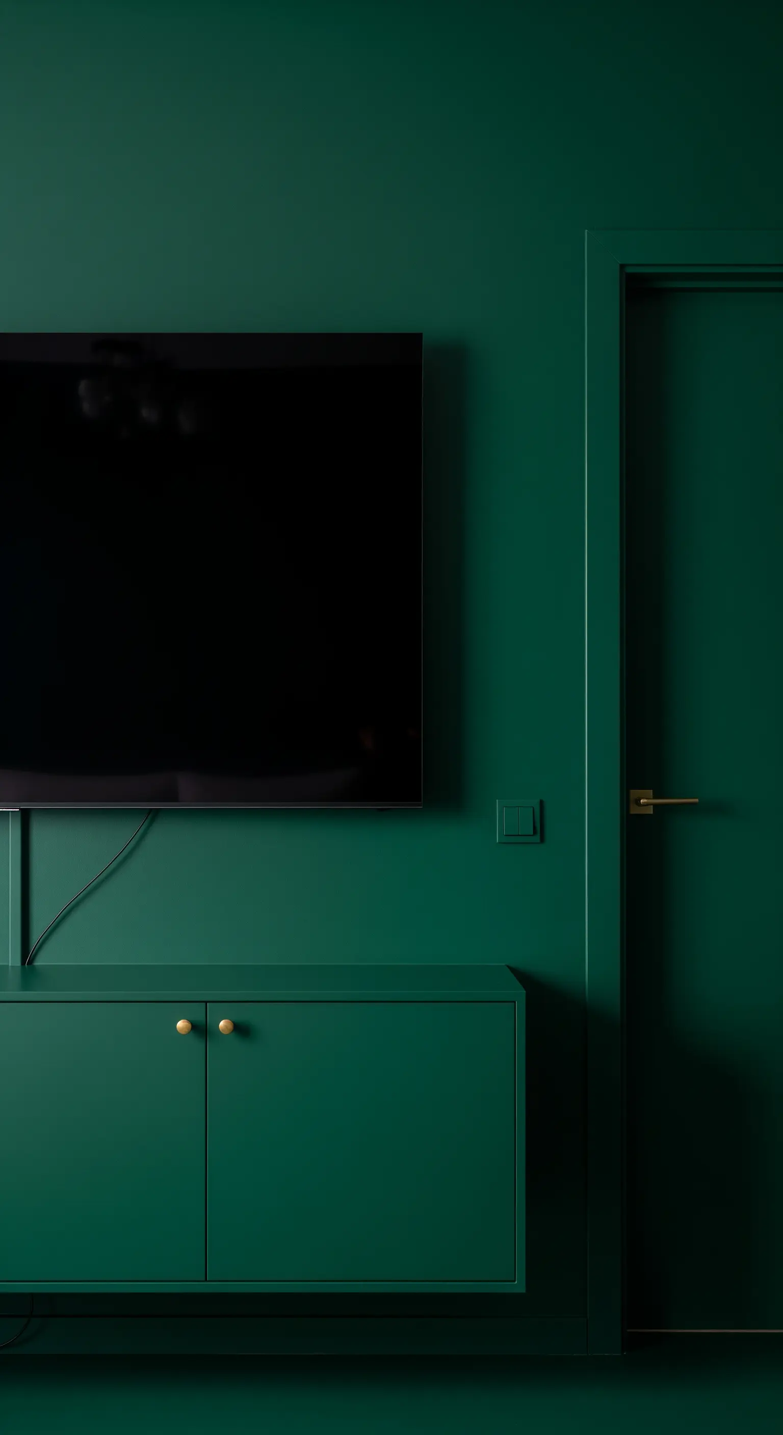 Dunkelgrüne Wand und Möbel mit TV