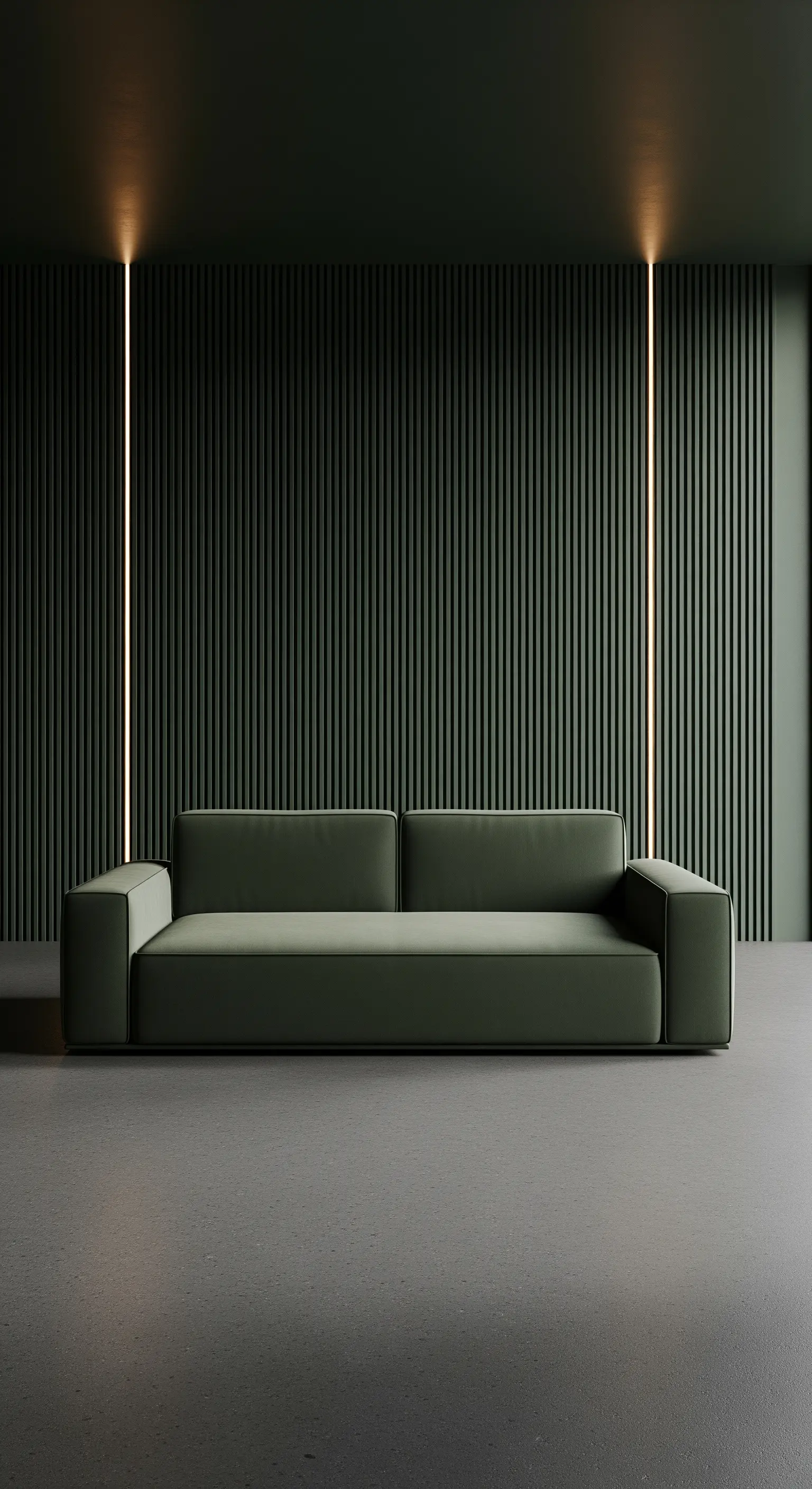 Strukturierte dunkle Wand, vertikale Wandleuchten, grünes Samtsofa, Holztisch